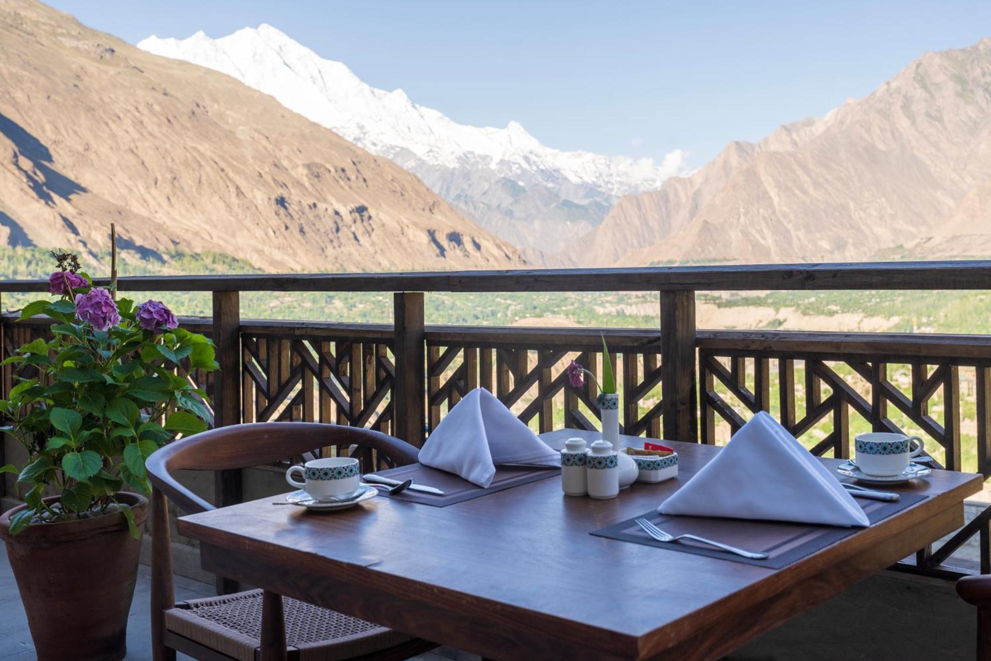 Hunza Serena Hotel Karimabad  Eksteriør bilde